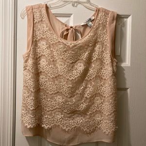 Pink/tan sleeveless lace front blouse